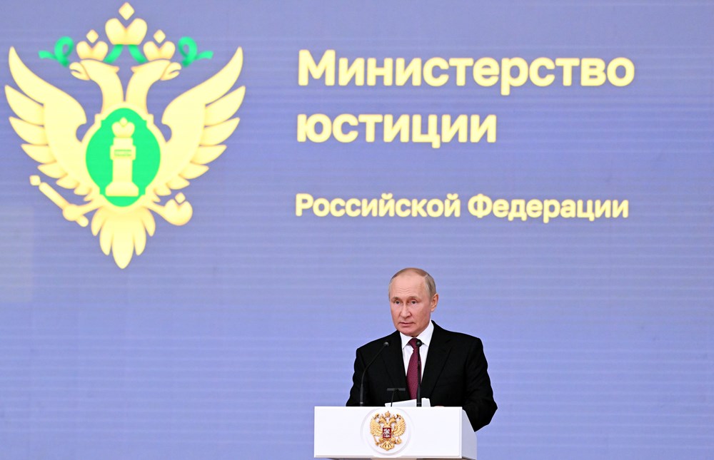 Vladimir Putin (EPA)